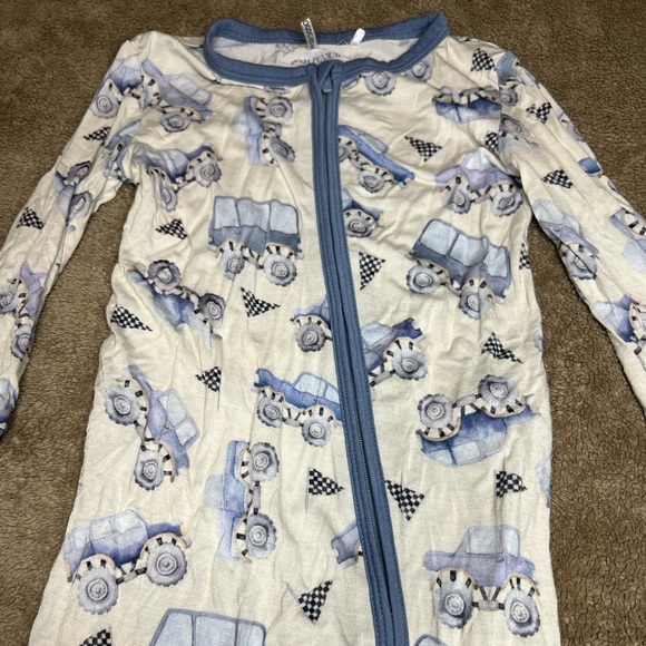 Posh Peanut Franklin One-Piece Convertible Footie 2T EUC Cars and Trucks print - Picture 14 of 14